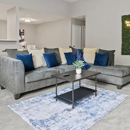 4 Bedroom Suburban Dream House - Seaworld-6Flags-Medcenter - Sleeps 10